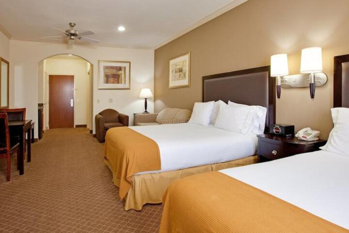 Aspen Grand Hotel Laporte เลอพอร์ต ภายนอก รูปภาพ