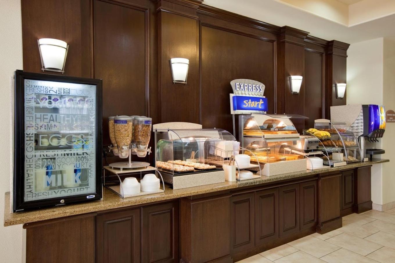 Aspen Grand Hotel Laporte เลอพอร์ต ภายนอก รูปภาพ
